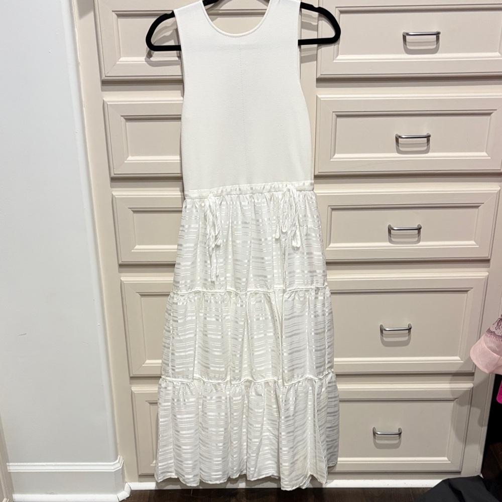 Ted Baker London Ivory Sleeveless Tiered Midi Dress